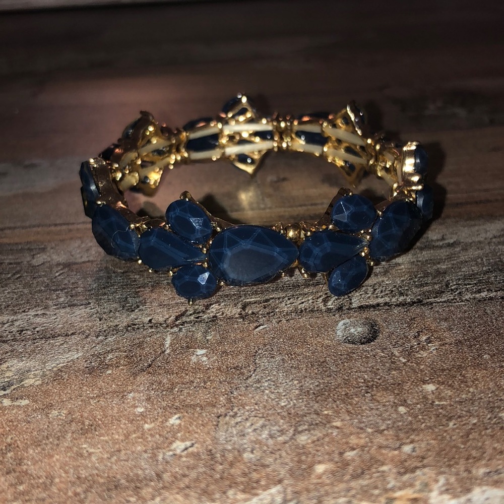 STATEMENT BRACELETS - Picture 3 of 3